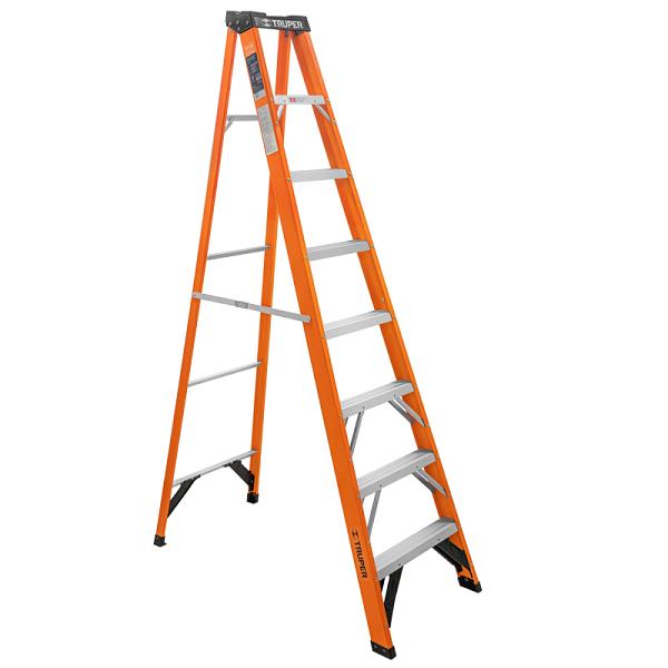 Escalera de tijera Truper naranja de fibra de vidrio, 7 peldaños de aluminio, tipo II para uso profesional.